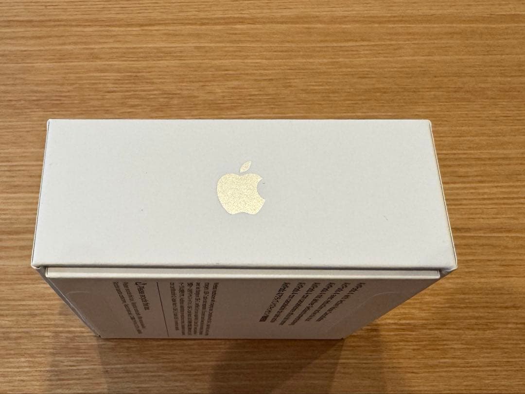 AirPods(第4世代) ANCモデル　美品　一年間の限定保証付き